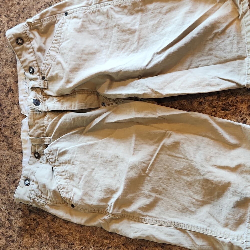 H&M LOGG khaki shorts size 33